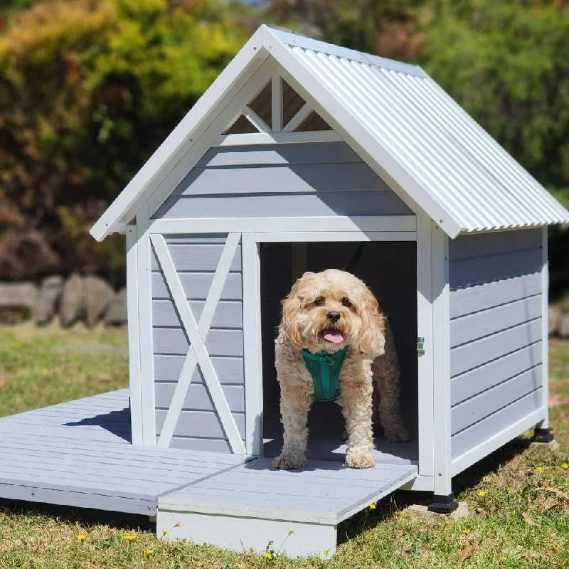 Mini Hamptons Lockable Wooden Dog House With Deck